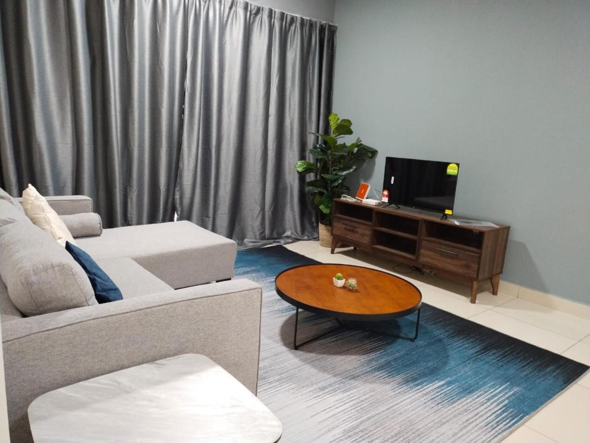 3 Bedrooms Big House Saville Cheras Mrt With Balcony Luaran gambar